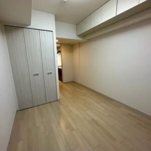 Estem Court Umeda Tenjinbashi III Avante